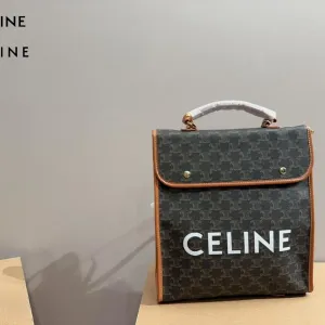 【2026】【CELINE 公式旗艦店】セリーヌ リュックサック当日出荷 好評に付き再入荷!29*32CM 【2026】【CELINE 公式旗艦店】セリーヌ リュックサック当日出荷 好評に付き再入荷!29*32CM