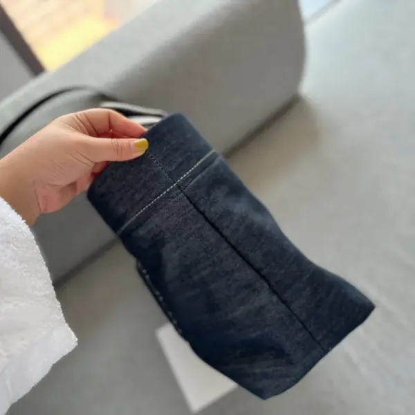 【2026】【CHANEL 公式旗艦店】シャネル ハンドバッグ 当日出荷 好評に付き再入荷!36*30CM 【2026】【CHANEL 公式旗艦店】シャネル ハンドバッグ 当日出荷 好評に付き再入荷!36*30CM