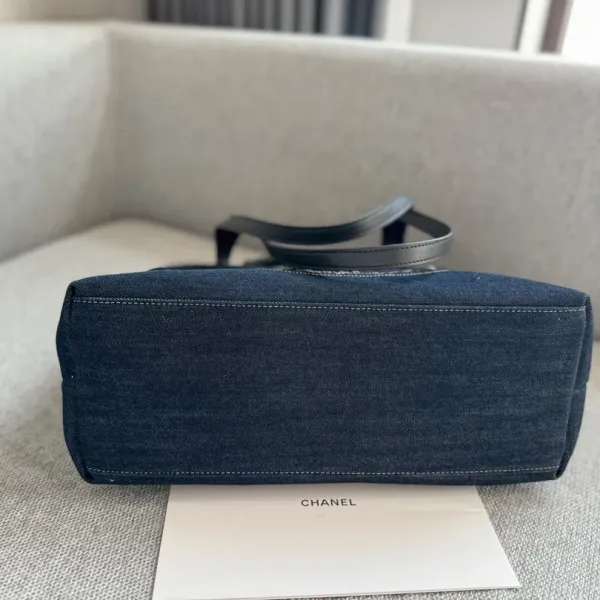 【2026】【CHANEL 公式旗艦店】シャネル ハンドバッグ 当日出荷 好評に付き再入荷!36*30CM 【2026】【CHANEL 公式旗艦店】シャネル ハンドバッグ 当日出荷 好評に付き再入荷!36*30CM