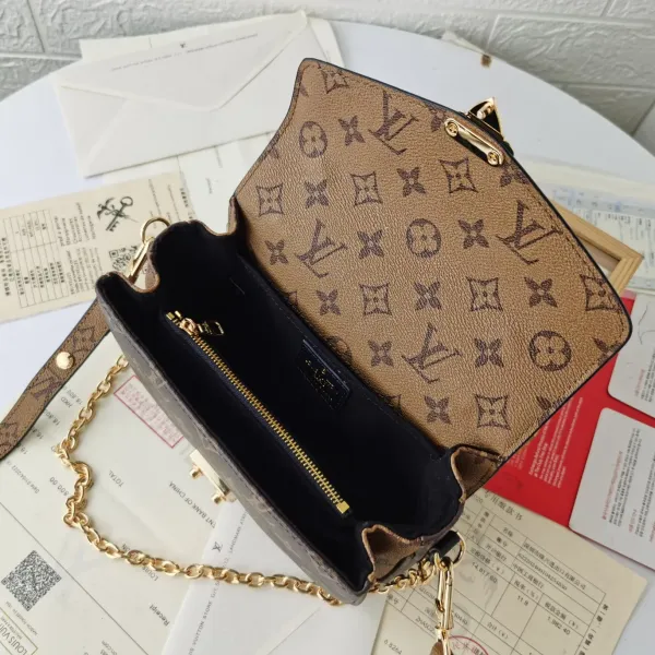 【2026】LV【LOUIS VUITTON 公式旗艦店】ルイヴィトン  斜めがけバッグ当日出荷 好評に付き再入荷！21.5*6*13.5CM