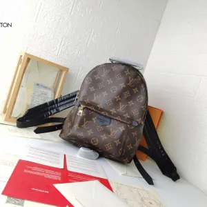 【2026】【LOUIS VUITTON 公式旗艦店】ルイヴィトン リュックサック当日出荷 好評に付き再入荷!22*29*16CM 【2026】【LOUIS VUITTON 公式旗艦店】ルイヴィトン リュックサック当日出荷 好評に付き再入荷!22*29*16CM