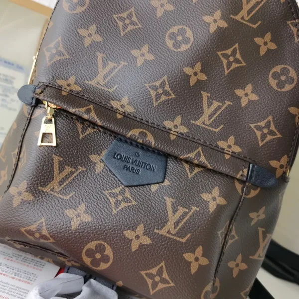 【2026】【LOUIS VUITTON 公式旗艦店】ルイヴィトン リュックサック当日出荷 好評に付き再入荷!22*29*16CM 【2026】【LOUIS VUITTON 公式旗艦店】ルイヴィトン リュックサック当日出荷 好評に付き再入荷!22*29*16CM