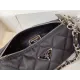 【2026】【PRADA 公式旗艦店】プラダ  斜めがけバッグ 当日出荷 好評に付き再入荷！21*11CM
