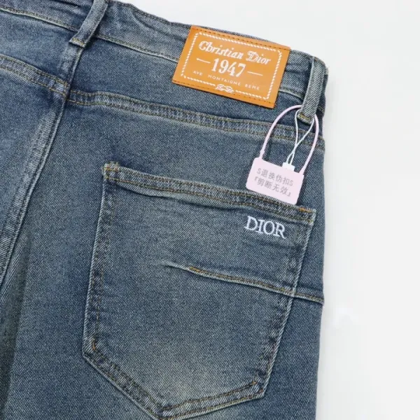 【2026】【DIOR 公式旗艦店】ディオール ジーパン ご好評に付き再入荷! 【2026】【DIOR 公式旗艦店】ディオール ジーパン ご好評に付き再入荷!