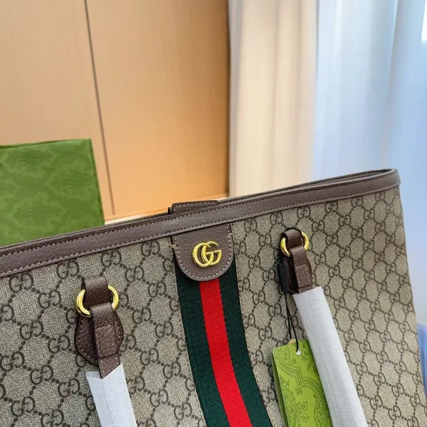 【2026】【GUCCI 公式旗艦店】グッチ ハンドバッグ 当日出荷 好評に付き再入荷!38*13*29CM 【2026】【GUCCI 公式旗艦店】グッチ ハンドバッグ 当日出荷 好評に付き再入荷!38*13*29CM