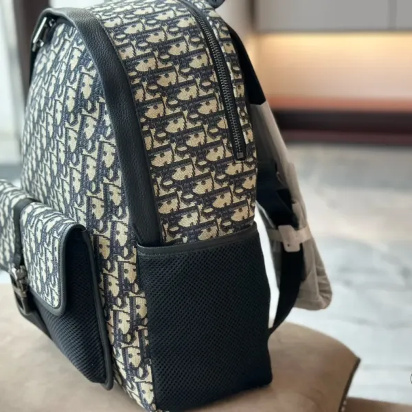 【2026】【DIOR 公式旗艦店】ディオール リュックサック 当日出荷 好評に付き再入荷！30*38CM