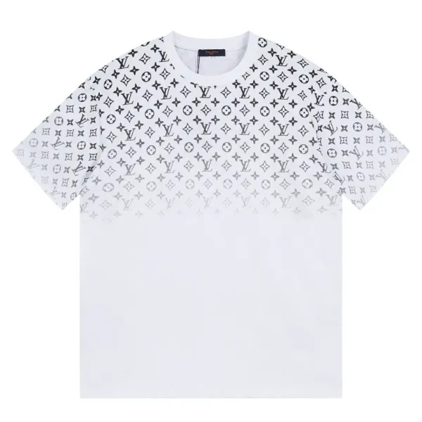 【2026】LV【LOUIS VUITTON 公式旗艦店】 ルイヴィトン Tシャツ ご好評に付き再入荷! 【2026】LV【LOUIS VUITTON 公式旗艦店】 ルイヴィトン Tシャツ ご好評に付き再入荷!