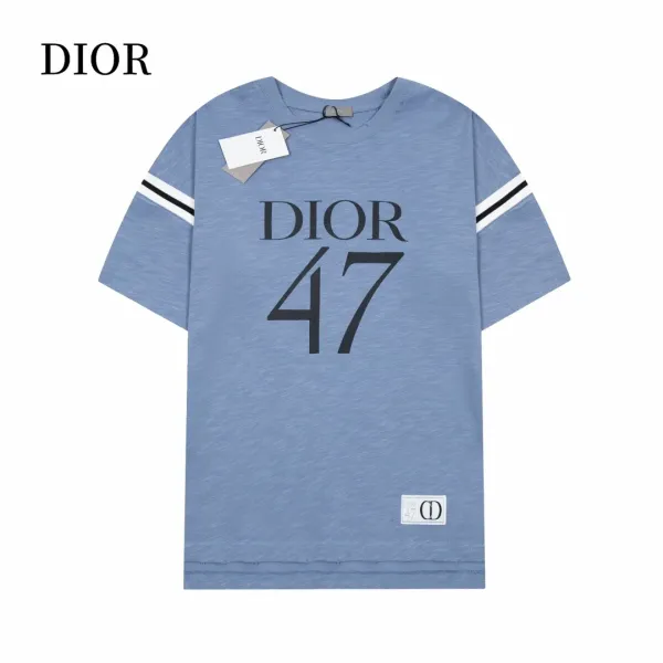 【2026】【DIOR公式旗艦店】ディオール Tシャツ ご好評に付き再入荷! 【2026】【DIOR公式旗艦店】ディオール Tシャツ ご好評に付き再入荷!