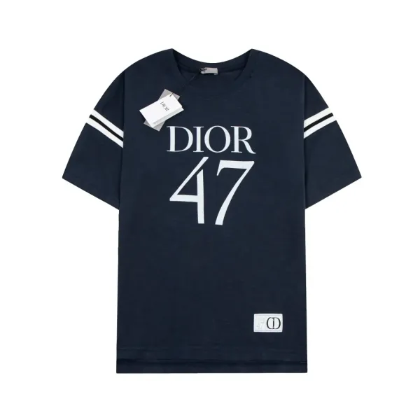 【2026】【DIOR公式旗艦店】ディオール Tシャツ ご好評に付き再入荷! 【2026】【DIOR公式旗艦店】ディオール Tシャツ ご好評に付き再入荷!