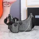 【2026】【PRADA 公式旗艦店】プラダ 斜めがけバッグ 当日出荷 好評に付き再入荷!22*16*6CM 【2026】【PRADA 公式旗艦店】プラダ 斜めがけバッグ 当日出荷 好評に付き再入荷!22*16*6CM