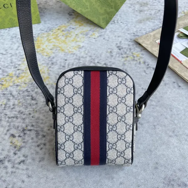 【2026】【GUCCI 公式旗艦店】 グッチ 斜めがけバッグ 当日出荷 好評に付き再入荷!14.5*18*6CM 【2026】【GUCCI 公式旗艦店】 グッチ 斜めがけバッグ 当日出荷 好評に付き再入荷!14.5*18*6CM