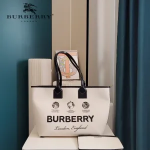 【2026】【BURBERRY 公式旗艦店】バーバリー ハンドバッグ 当日出荷 好評に付き再入荷!35*16*29CM 【2026】【BURBERRY 公式旗艦店】バーバリー ハンドバッグ 当日出荷 好評に付き再入荷!35*16*29CM