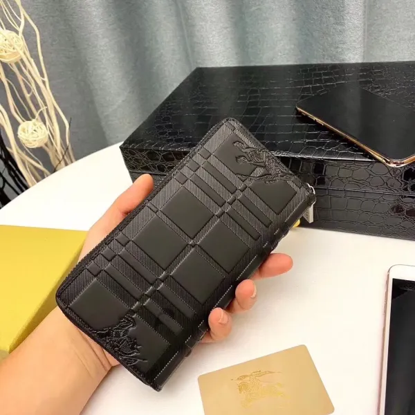 【2026】【BURBERRY 公式旗艦店】バーバリー 財布 当日出荷 好評に付き再入荷19*10*2.5CM 【2026】【BURBERRY 公式旗艦店】バーバリー 財布 当日出荷 好評に付き再入荷19*10*2.5CM