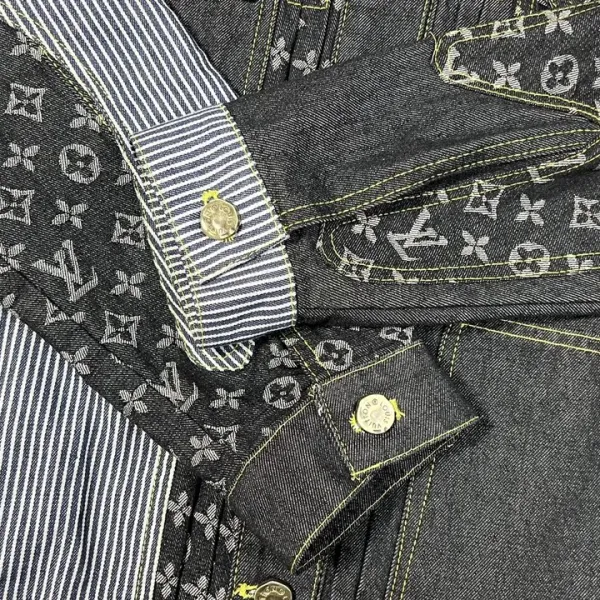 【2026】【LOUIS VUITTON 公式旗艦店】ルイヴィトン ジャケット着 好評に付き再入荷! 【2026】【LOUIS VUITTON 公式旗艦店】ルイヴィトン ジャケット着 好評に付き再入荷!