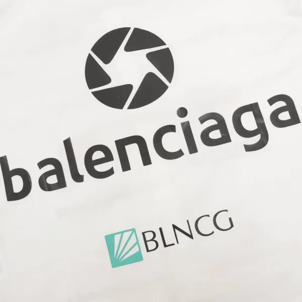 【2026】【BALENCIAGA 公式旗艦店】バレンシアガ シャツ ご好評に付き再入荷! 【2026】【BALENCIAGA 公式旗艦店】バレンシアガ シャツ ご好評に付き再入荷!