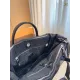 【2026】【PRADA 公式旗艦店】プラダ 斜めがけバッグ 当日出荷 好評に付き再入荷!28*18*23CM 【2026】【PRADA 公式旗艦店】プラダ 斜めがけバッグ 当日出荷 好評に付き再入荷!28*18*23CM