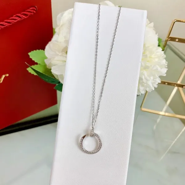 【2026】【CARTIER】ネックレス、新しいネックレス万能シンプルファッションオーナメント 【2026】【CARTIER】ネックレス、新しいネックレス万能シンプルファッションオーナメント