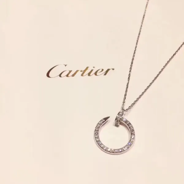 【2026】【CARTIER】ネックレス、新しいネックレス万能シンプルファッションオーナメント 【2026】【CARTIER】ネックレス、新しいネックレス万能シンプルファッションオーナメント