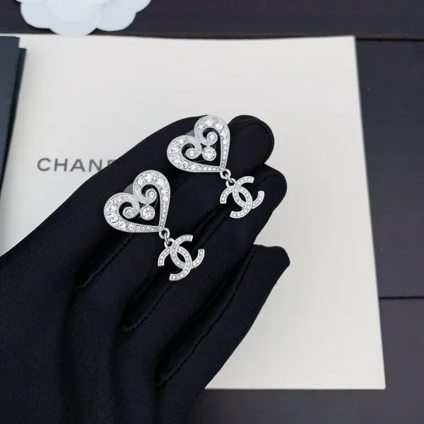 【2026】【CHANEL 】 シャネル ファッションスタイルのイヤリング 【2026】【CHANEL 】 シャネル ファッションスタイルのイヤリング