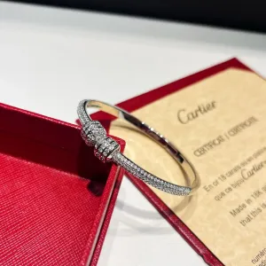 【2026】【CARTIER】ブレスレット、ファッションシンプルなスタイル
