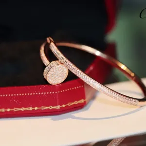 【2026】【CARTIER】ブレスレット、ファッションシンプルなスタイル 【2026】【CARTIER】ブレスレット、ファッションシンプルなスタイル