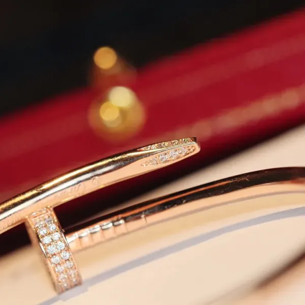 【2026】【CARTIER】ブレスレット、ファッションシンプルなスタイル 【2026】【CARTIER】ブレスレット、ファッションシンプルなスタイル