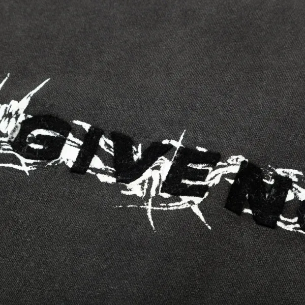 【2026】【GIVENCHY 公式旗艦店】ジバンシー 丸首の衛衣 スウェットご好評に付き再入荷! 【2026】【GIVENCHY 公式旗艦店】ジバンシー 丸首の衛衣 スウェットご好評に付き再入荷!
