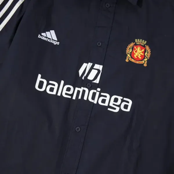 【2026】【BALENCIAGA 公式旗艦店】バレンシアガ シャツ ご好評に付き再入荷! 【2026】【BALENCIAGA 公式旗艦店】バレンシアガ シャツ ご好評に付き再入荷!