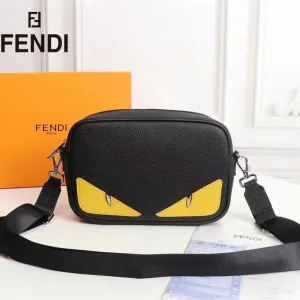 【2026】【FENDI 公式旗艦店】フェンディ クラッチバッグ当日出荷 好評に付き再入荷24*16*7CM 【2026】【FENDI 公式旗艦店】フェンディ クラッチバッグ当日出荷 好評に付き再入荷24*16*7CM