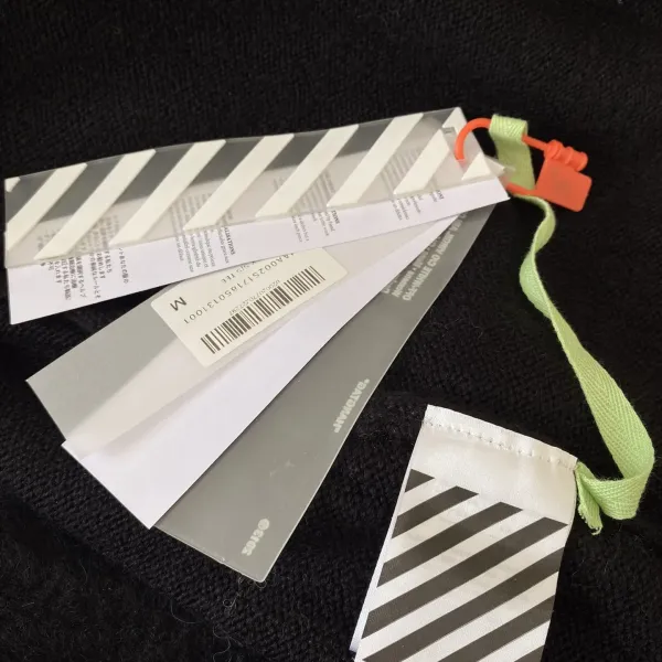 【2026】【OFF-WHITE 公式旗艦店】オフホワイト セーター好評に付き再入荷! 【2026】【OFF-WHITE 公式旗艦店】オフホワイト セーター好評に付き再入荷!