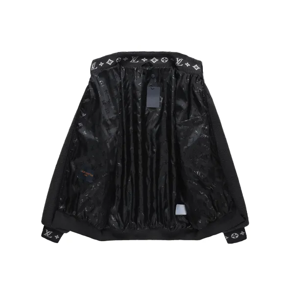 【2026】【LOUIS VUITTON 公式旗艦店】ルイヴィトン ジャケット着 好評に付き再入荷! 【2026】【LOUIS VUITTON 公式旗艦店】ルイヴィトン ジャケット着 好評に付き再入荷!