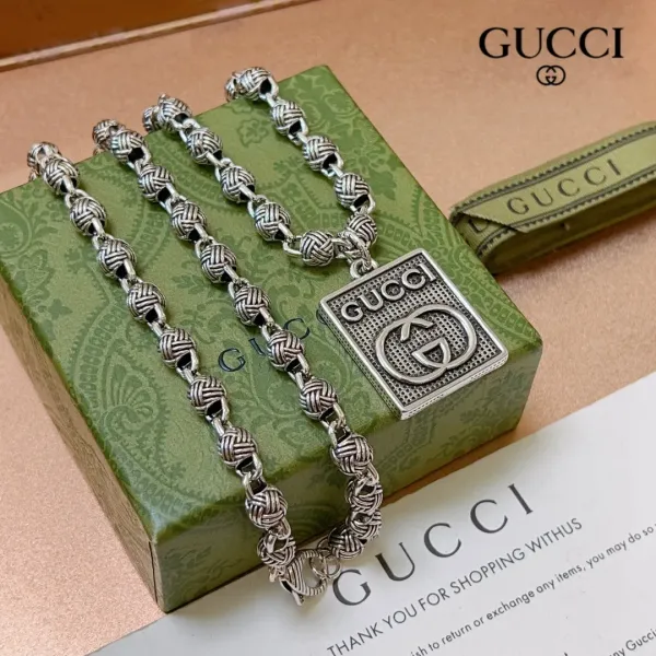 【2026】【GUCCI】ネックレス、新しいネックレス万能シンプルファッションオーナメント 【2026】【GUCCI】ネックレス、新しいネックレス万能シンプルファッションオーナメント