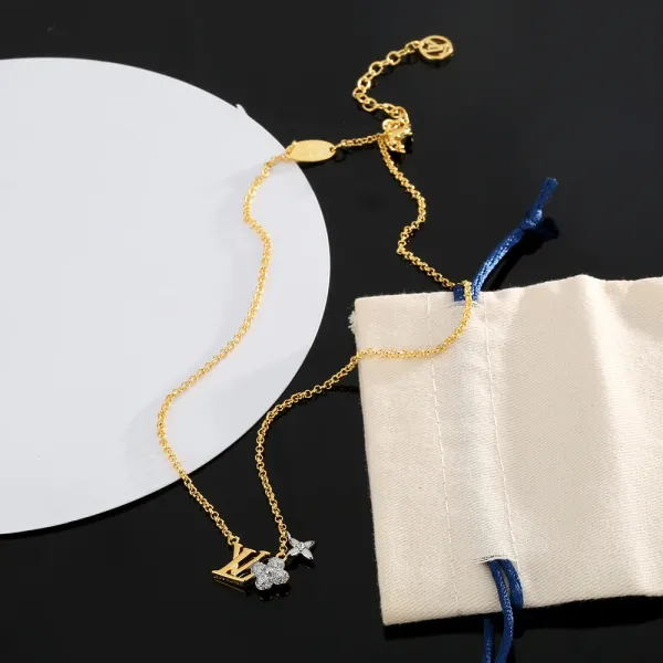 【2026】LV【LOUIS VUITTON】ネックレス、新しいネックレス万能シンプルファッションオーナメント 【2026】LV【LOUIS VUITTON】ネックレス、新しいネックレス万能シンプルファッションオーナメント