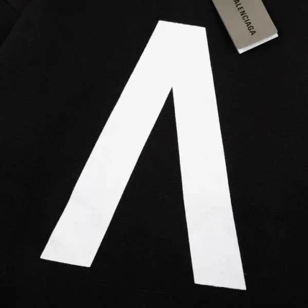 【2026】 【BALENCIAGA 公式旗艦店】バレンシアガ セーター好評に付き再入荷! 【2026】 【BALENCIAGA 公式旗艦店】バレンシアガ セーター好評に付き再入荷!