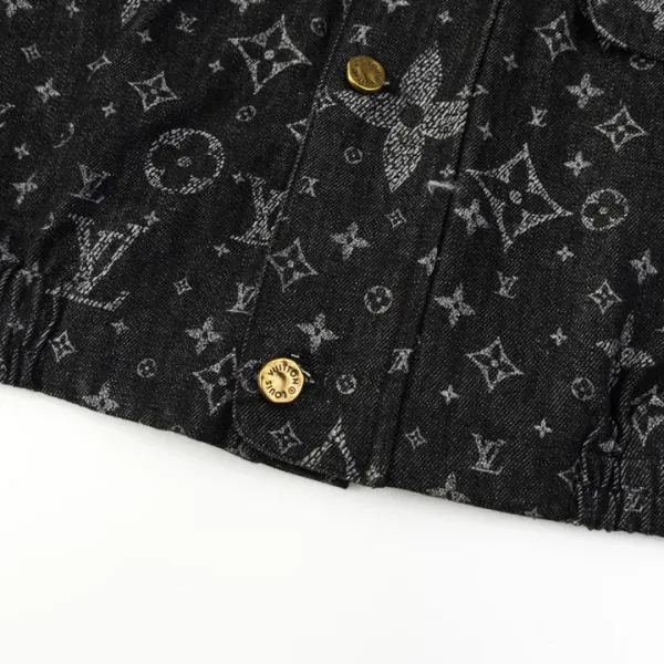 【2026】【LOUIS VUITTON 公式旗艦店】ルイヴィトン ジャケット着 好評に付き再入荷! 【2026】【LOUIS VUITTON 公式旗艦店】ルイヴィトン ジャケット着 好評に付き再入荷!