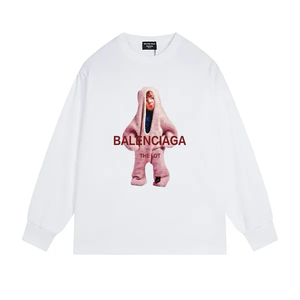 【2026】【BALENCIAGA  公式旗艦店】バレンシアガ  丸首の衛衣 スウェットご好評に付き再入荷！