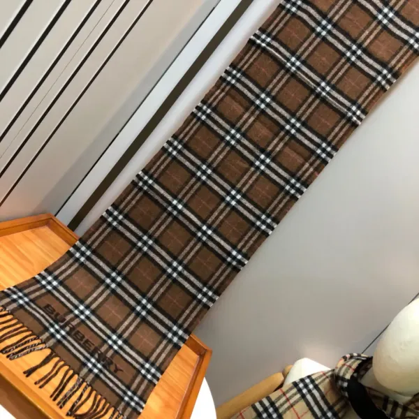 【2026】【BURBERRY バーバリー】スカーフ30*168CM 【2026】【BURBERRY バーバリー】スカーフ30*168CM