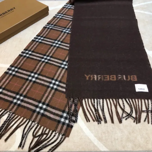 【2026】【BURBERRY バーバリー】スカーフ30*168CM 【2026】【BURBERRY バーバリー】スカーフ30*168CM