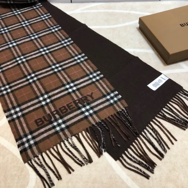 【2026】【BURBERRY バーバリー】スカーフ30*168CM 【2026】【BURBERRY バーバリー】スカーフ30*168CM