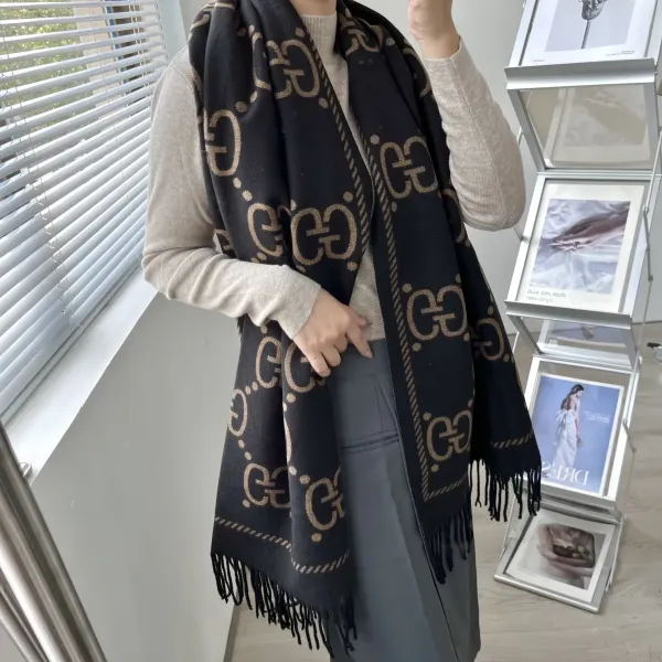 【2026】【GUCCI グッチ】スカーフ70*180CM 【2026】【GUCCI グッチ】スカーフ70*180CM
