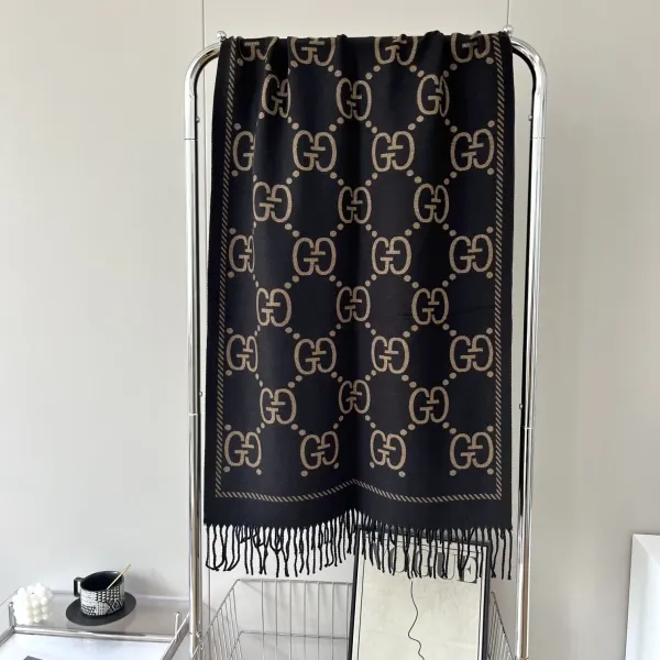 【2026】【GUCCI グッチ】スカーフ70*180CM 【2026】【GUCCI グッチ】スカーフ70*180CM