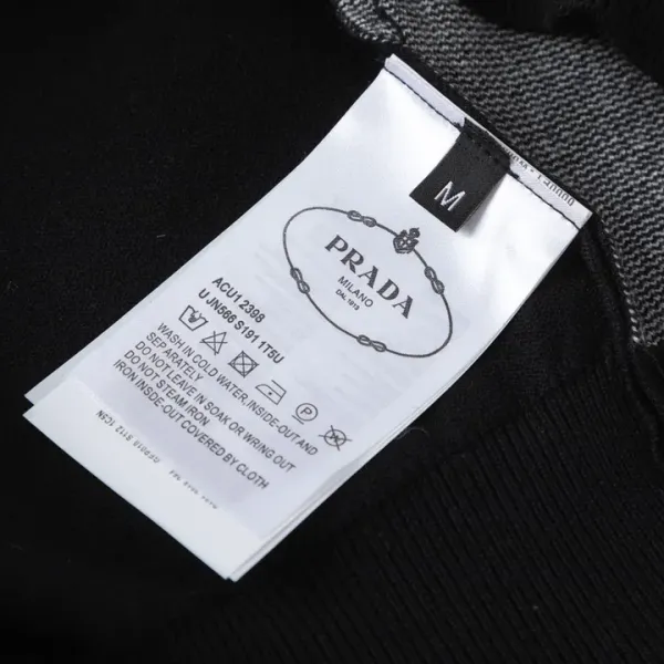 【2026】【PRADA 公式旗艦店】プラダ セーター好評に付き再入荷! 【2026】【PRADA 公式旗艦店】プラダ セーター好評に付き再入荷!