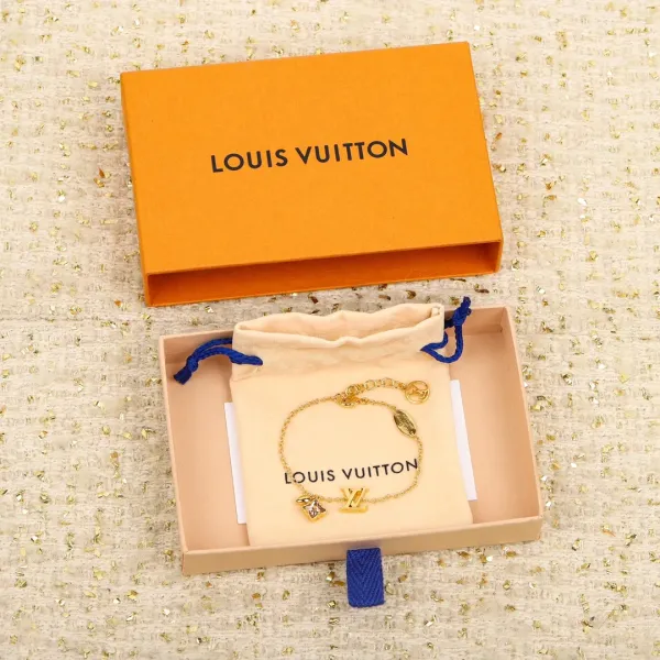 【2026】【 LOUIS VUITTON】ブレスレット、ファッションシンプルなスタイル 【2026】【 LOUIS VUITTON】ブレスレット、ファッションシンプルなスタイル