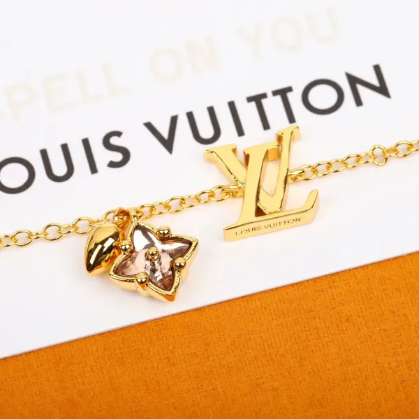【2026】【 LOUIS VUITTON】ブレスレット、ファッションシンプルなスタイル 【2026】【 LOUIS VUITTON】ブレスレット、ファッションシンプルなスタイル