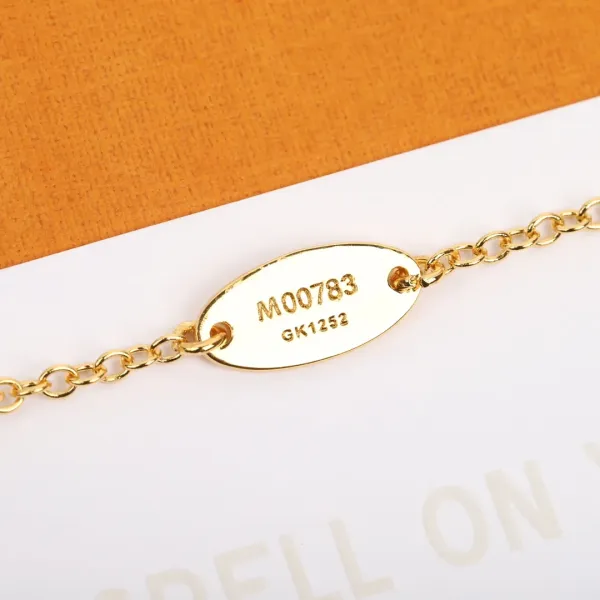 【2026】【 LOUIS VUITTON】ブレスレット、ファッションシンプルなスタイル 【2026】【 LOUIS VUITTON】ブレスレット、ファッションシンプルなスタイル