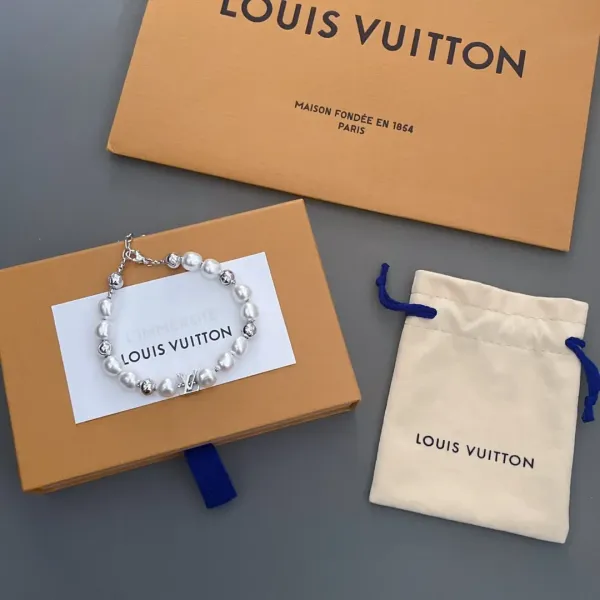 【2026】LV【 LOUIS VUITTON】ブレスレット、ファッションシンプルなスタイル