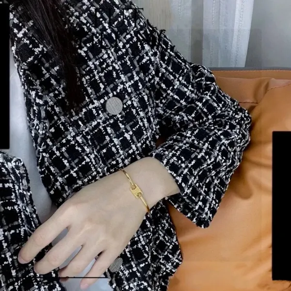 【2026】【CELINE】ブレスレット、ファッションシンプルなスタイル