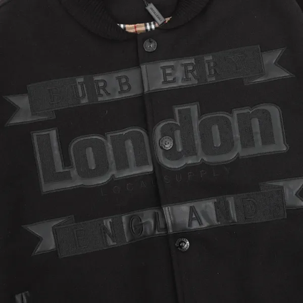 【2026】【BURBERRY 公式旗艦店】バーバリー ジャケット着好評に付き再入荷! 【2026】【BURBERRY 公式旗艦店】バーバリー ジャケット着好評に付き再入荷!