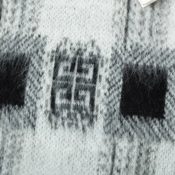 【2026】【GIVENCHY 公式旗艦店】ジバンシー セーター好評に付き再入荷! 【2026】【GIVENCHY 公式旗艦店】ジバンシー セーター好評に付き再入荷!