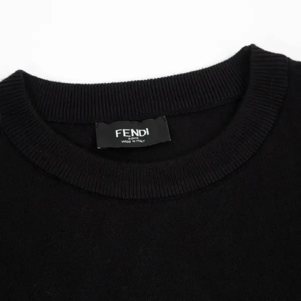 【2026】【FENDI 公式旗艦店】 フェンディ セーター好評に付き再入荷! 【2026】【FENDI 公式旗艦店】 フェンディ セーター好評に付き再入荷!